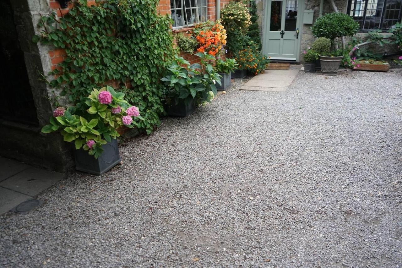 Stunning Historic 2-Bed House In Shaftesbury Villa Exterior photo